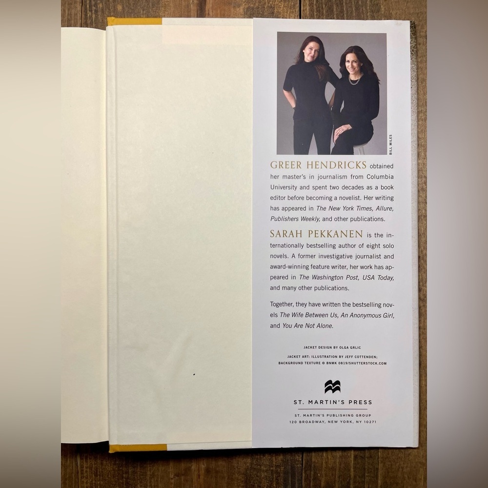 The Golden Couple Hardcover Book by Sarah Pekkanen - Picture 3 of 4